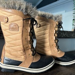 Sorry Tofino II waterproof faux fur lace up hugh talk quilted snow boots